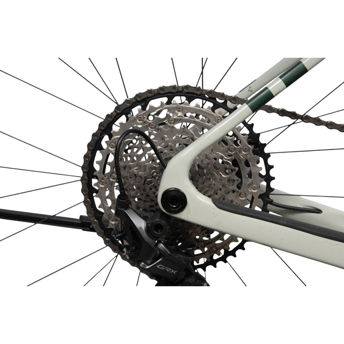 Cube NUROAD HYBRID C:62 RACE FE 400X L Käytetty sähkögravelpyörä